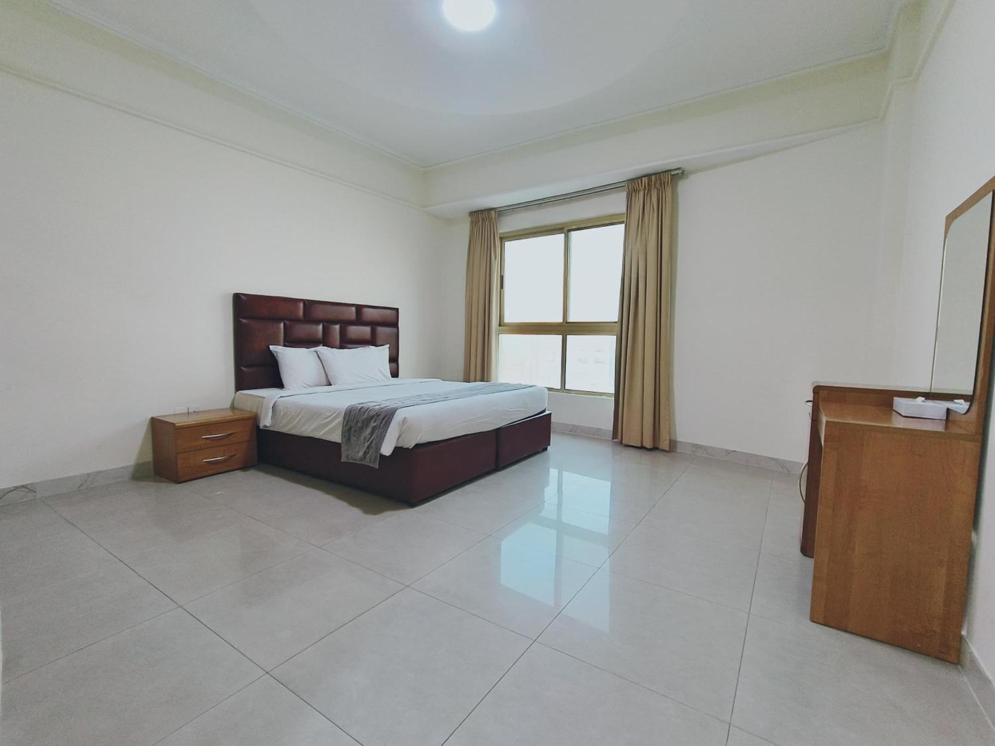 Marina Tower Hotell Manama Eksteriør bilde