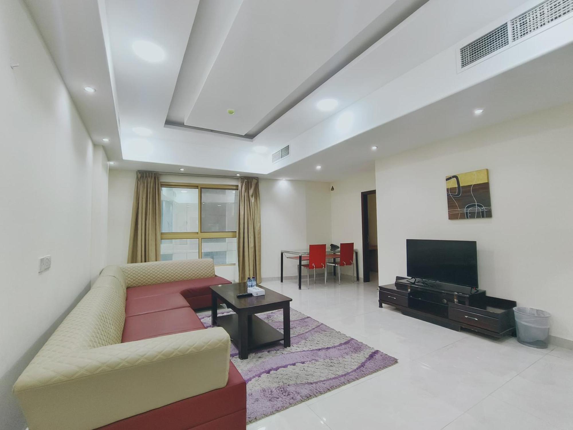Marina Tower Hotell Manama Eksteriør bilde